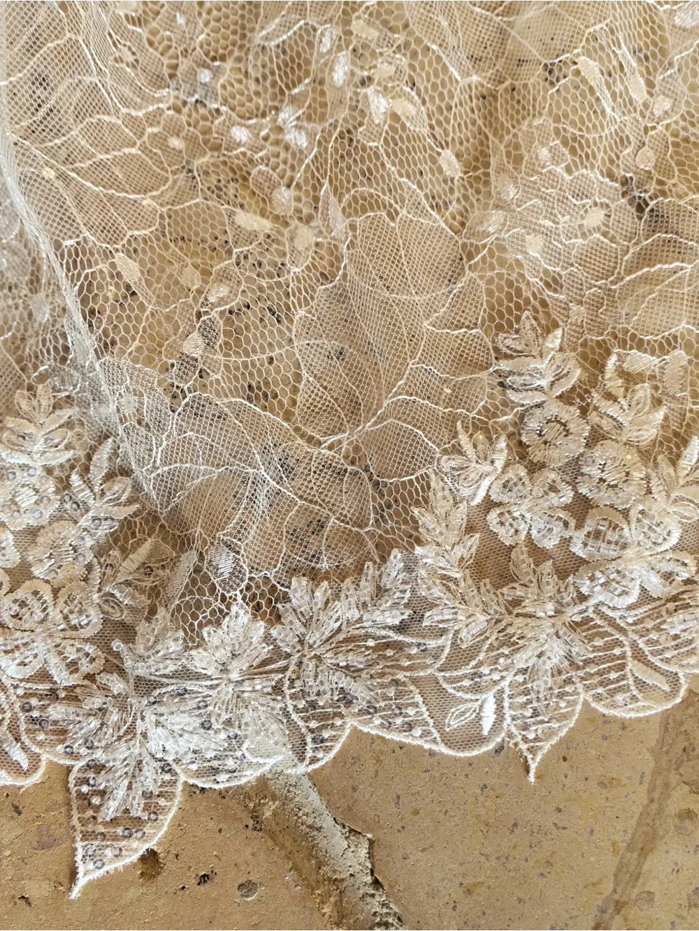 NWT Glitter Lace Beading Lace Trim Mantilla Veil, Sparkle Bridal Veil Mantilla W